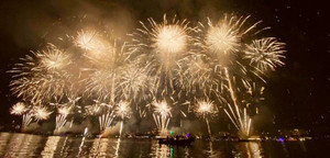 Feux d'artifice à Cannes en Catamaran depuis Mandelieu-la-Napoule